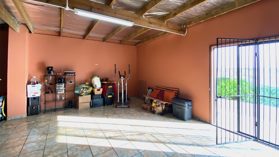 3 Bedroom Property for Sale in Velddrif Western Cape